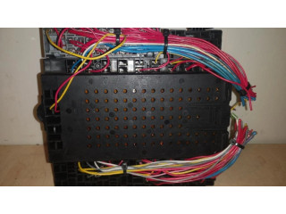 Блок предохранителей 8651547, D32-5 Volvo V70