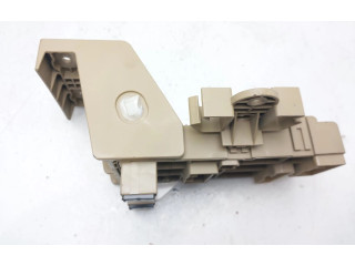 Блок предохранителей 82201FG010   Subaru Forester SH    