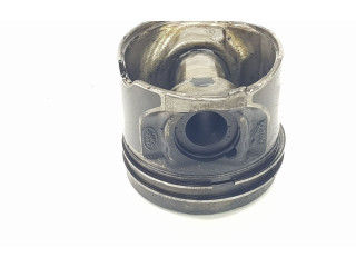  Поршень с шатуном  PISTON204DTD, 204DTD  Jaguar XE  