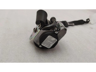 Задний ремень безопасности