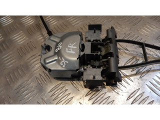 Передний держатель / кронштейн для внешней ручки открытия