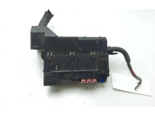 Блок предохранителей 24381AU000 Nissan Almera N16