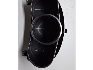 Přístrojová deska Mazda CX-7 2011 JEEH64C