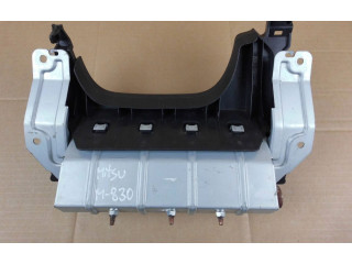 Подушка безопасности для колен 7030A242 Mitsubishi ASX