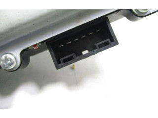 Моторчик заднего дворника 96627058    Chevrolet Meriva