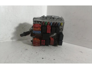 Блок предохранителей 51742420 Alfa Romeo GT