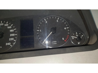 Панель приборов 031098101   Mercedes-Benz A W168       