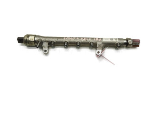 Топливная рампа 03L130089AA Audi A1