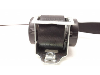 Передний ремень безопасности