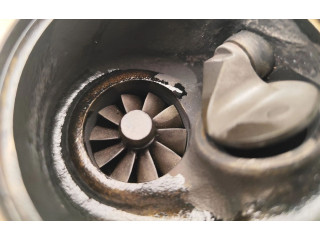 Turbodmychadlo Турбина 9825982080 Peugeot 208 HNK(EB2ADT)