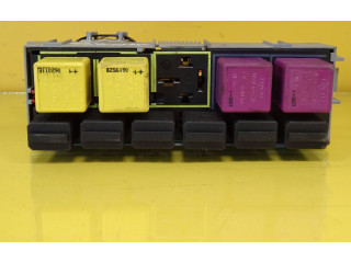 Блок предохранителей Opel Meriva A