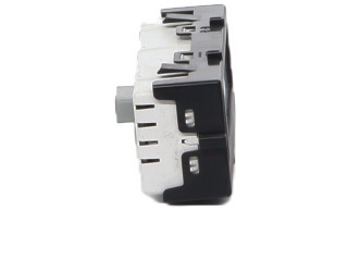 Zámek zadních dveří 280340018R Renault Clio III 2010