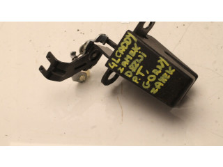 Zámek zadních dveří    Volkswagen Caddy 2014