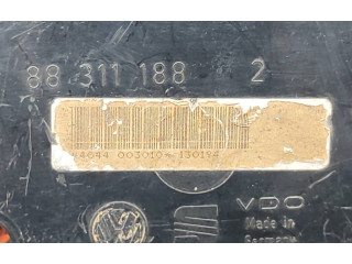 Панель приборов 88311188 Volkswagen Golf III