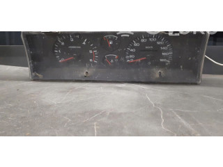 Přístrojová deska Nissan PickUp 2002 2481357g00