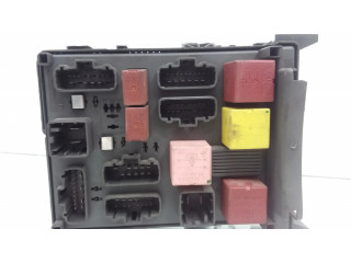 Pojistková skříňka 8200447438, 518837117 Renault Laguna II 2002