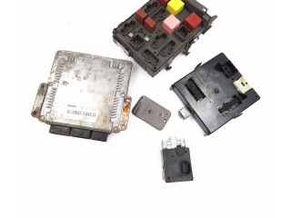 Řídící jednotka 0281011324, 8200309316 Renault Espace IV 2004