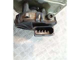 Моторчик дворников 51753759, 64300335    Fiat Linea