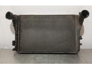 Интеркулер  1K0145927   Volkswagen Touran I 