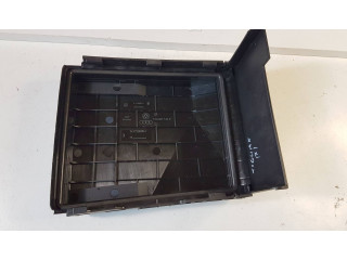 Pojistková skříňka 1K0937132F, 3C0937125A Volkswagen Tiguan 2012