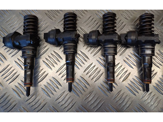 Комплект форсунок 038130073AG Skoda Octavia Mk2 (1Z) BLS