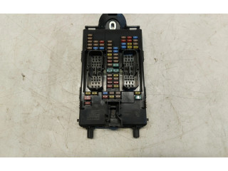 Блок предохранителей  31682732   Volvo XC90    