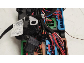 Pojistková skříňka 6837091 BMW 7 G11 G12 2016