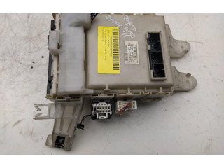 Pojistková skříňka 827300F051C Toyota Verso 2011
