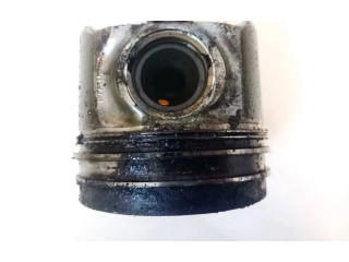 Поршень с шатуном Volkswagen PASSAT B6