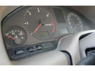 Панель приборов Audi A8 S8 D2 4D