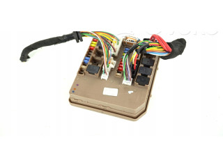 Блок предохранителей  674654A   Renault Clio III    