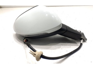 Зеркало электрическое Volkswagen Golf VIII 2019 - года