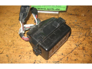 Блок предохранителей 8266997201 Daihatsu Sirion