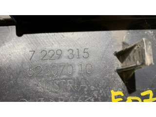 Другая деталь отделки багажника