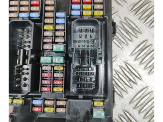 Блок предохранителей 31682732   Volvo S90, V90    