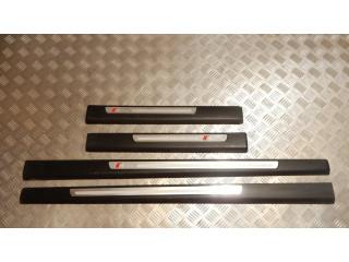 Отделка переднего порога (внутренняя)