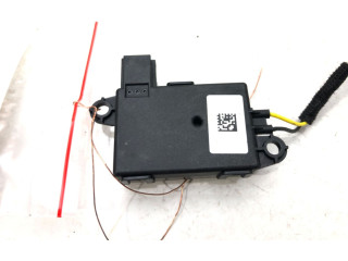 Блок управления 13507599 Chevrolet Camaro