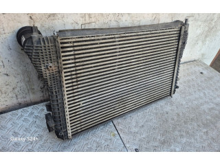 Интеркулер 1K0145803T Volkswagen Golf Plus