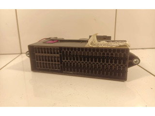 Pojistková skříňka Volkswagen Tiguan 2008