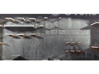 Блок предохранителей 1K0937125   Volkswagen Jetta IV    