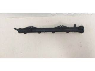 Топливная рампа 032133319A, 032133319A   Volkswagen Polo III 6N 6N2 6NF   для двигателя AHS
