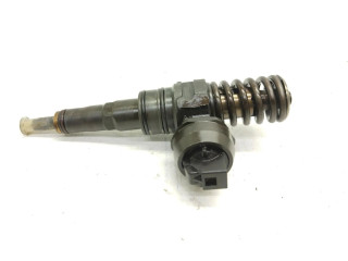 Форсунка 038190073AG    Skoda Octavia Mk2 (1Z)   