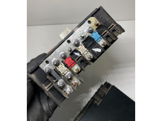 Блок предохранителей 1K0937125, 017183071 Volkswagen Jetta V