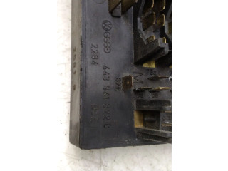 Блок предохранителей 443941822B Audi 80 90 S2 B4