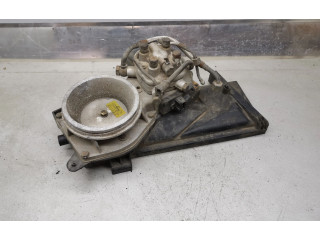 Топливная рампа 0438121070, 026133353D Audi 80 90 B3