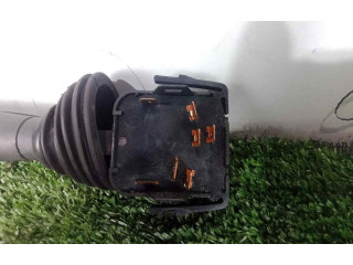 Ручка стеклоочистителей Nissan Laurel