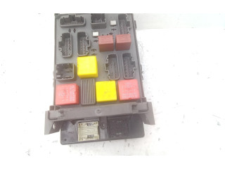 Pojistková skříňka 8200004201e, 8200004201E Renault Espace IV 2004