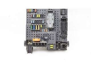 Блок предохранителей 8676391   Volvo V70    