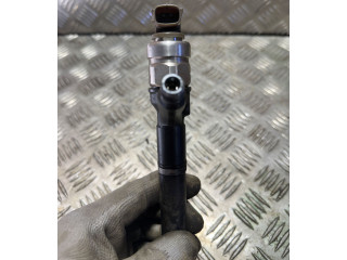 Vstřikovač 236700R030 Toyota Auris 150