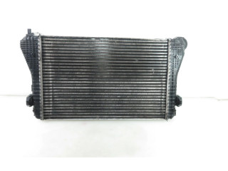 Интеркулер  1K0145803A, 1K0145803A   Volkswagen Touran I 